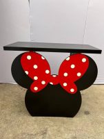 Minnie Mouse Party Table